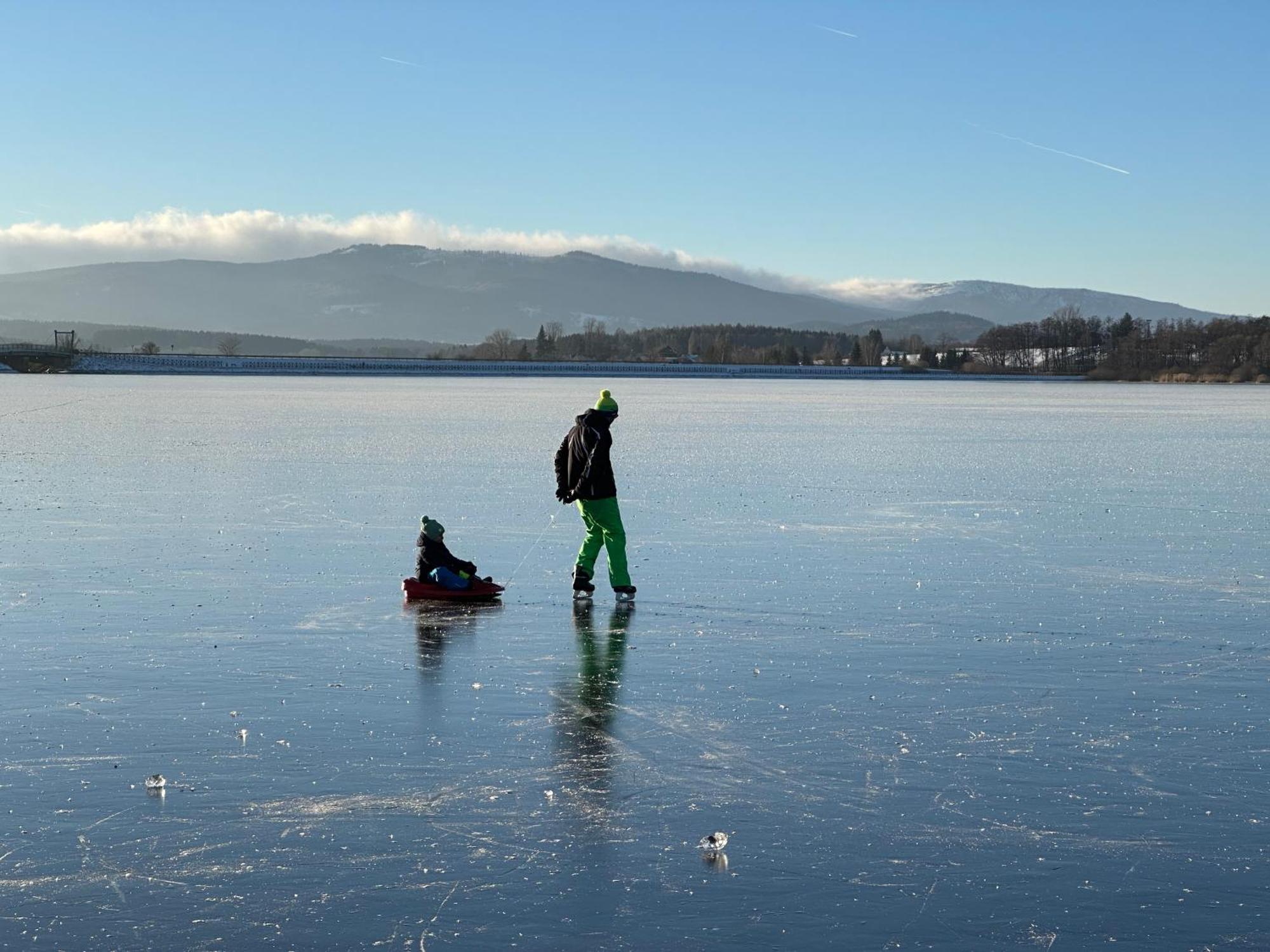 Unique Lipno Apartment Černá v Pošumaví Exteriér fotografie